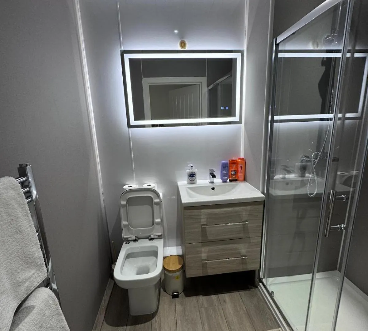 Ash Residence Flat C 애버딘 아파트