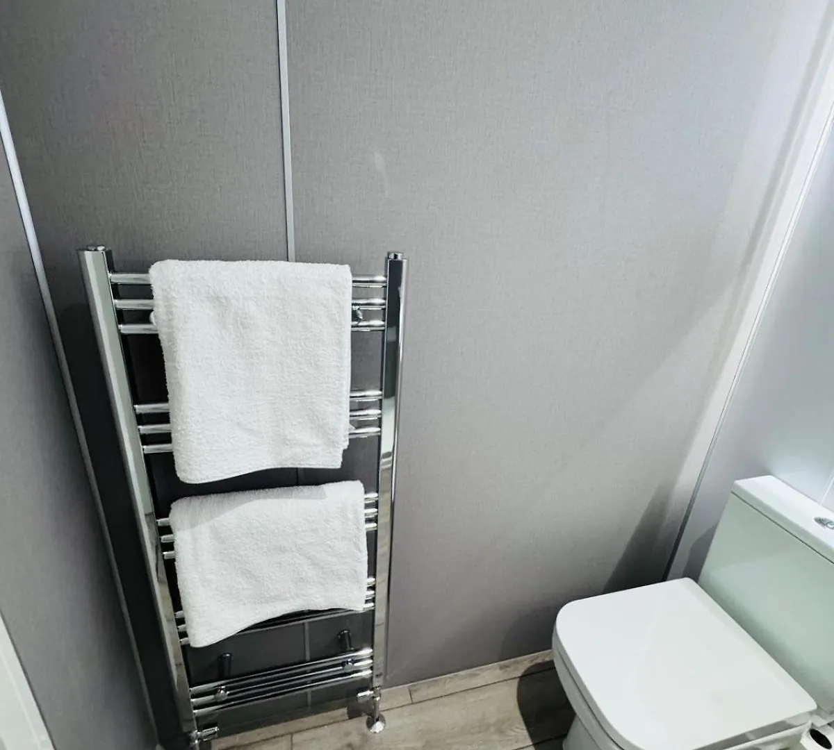 Ash Residence Flat C 애버딘