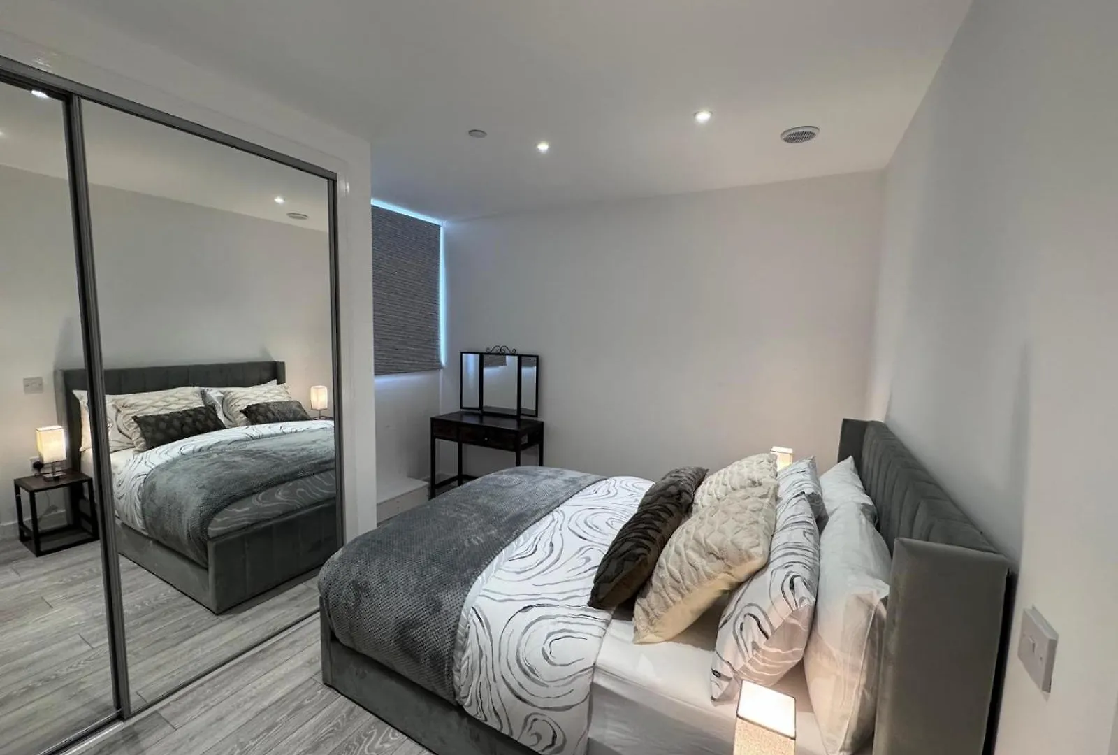 Ash Residence Flat C 애버딘 영국
